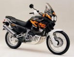 XRV 750 Africa Twin černá