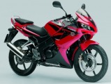 CBR 125 R červená