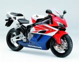 CBR 1000 RR model 2004 trikolora