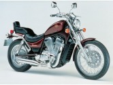 VS 700 nebo 750 Intruder 1985 červená