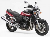 GSX 1400 model 2005 červeno-černá