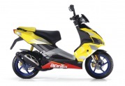 Aprilia SR 50 Factory žlutá