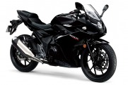GSX 250R černá