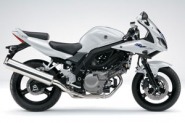 SV 650 S bílá model 2010