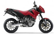 KTM 640 Duke červená