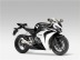 CBR 1000 RR bíločerná 2010